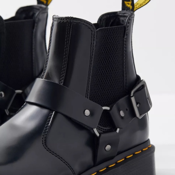 Dr. Martens Wincox Boots Black - Picture 3 of 10
